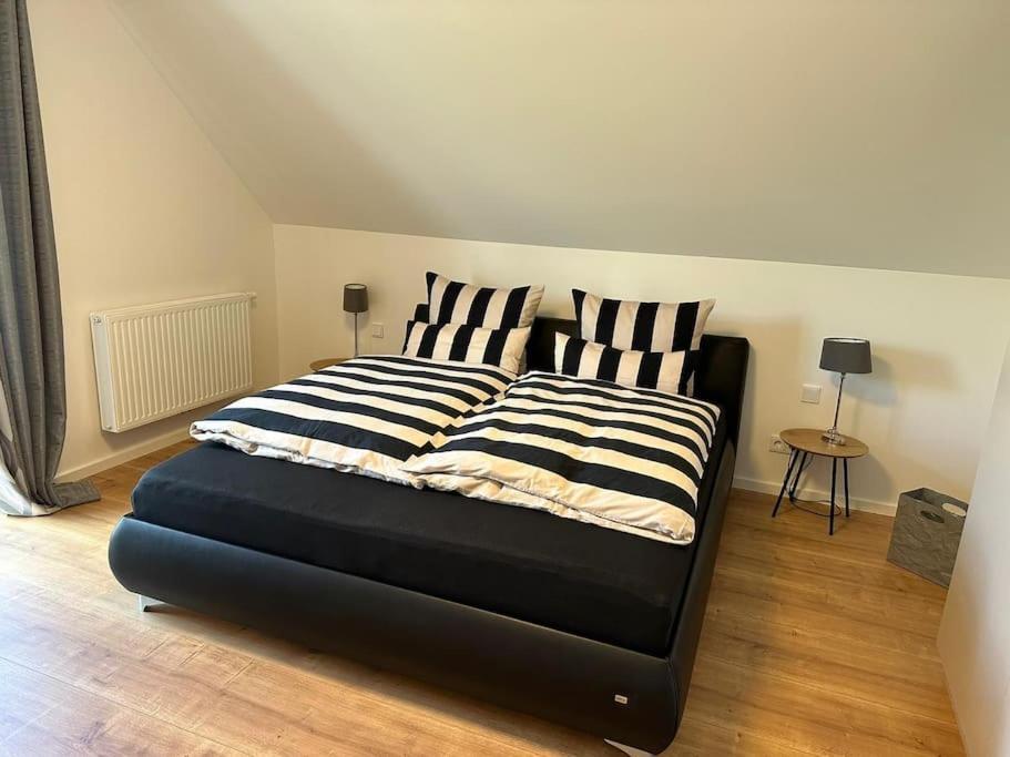 Neuwertige Gemuetliche Wohnung Rieden  Ngoại thất bức ảnh